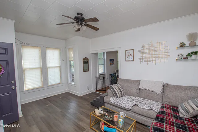 $209,900 | 31 Dewitt Street, Amsterdam, NY 12010