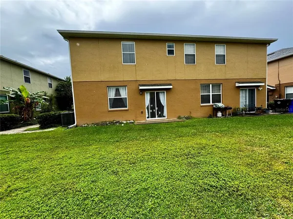 a front view of house with yard