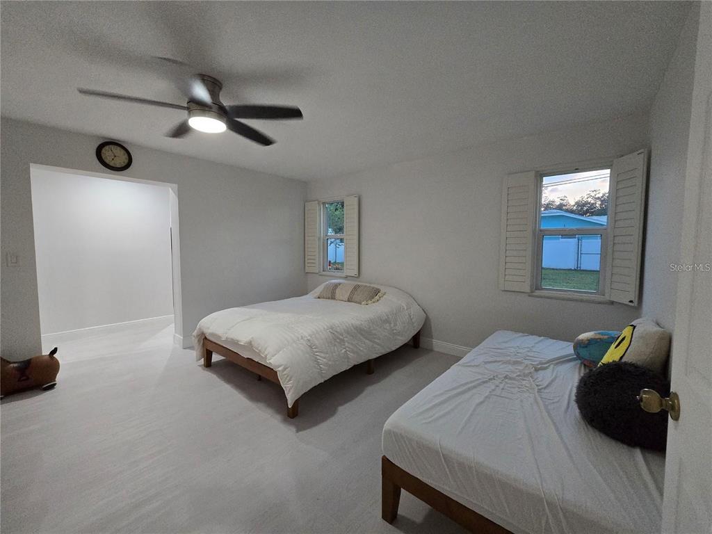 1028 Chinaberry Road Clearwater, FL 33764 - Photo 21 of 34