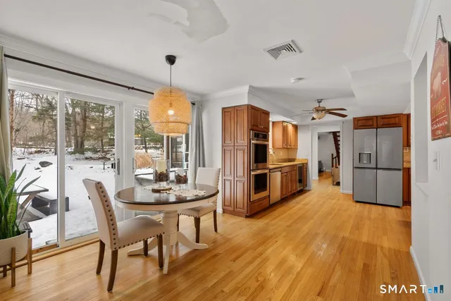 $1,079,000 | 45 Heritage Drive, Easton, CT 06612