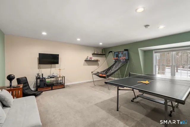 $1,079,000 | 45 Heritage Drive, Easton, CT 06612