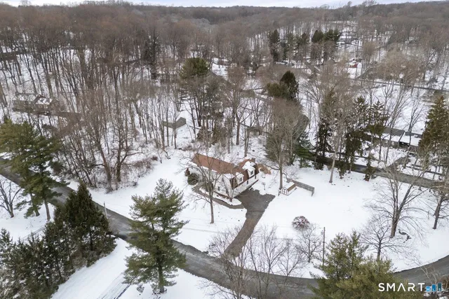 $1,079,000 | 45 Heritage Drive, Easton, CT 06612