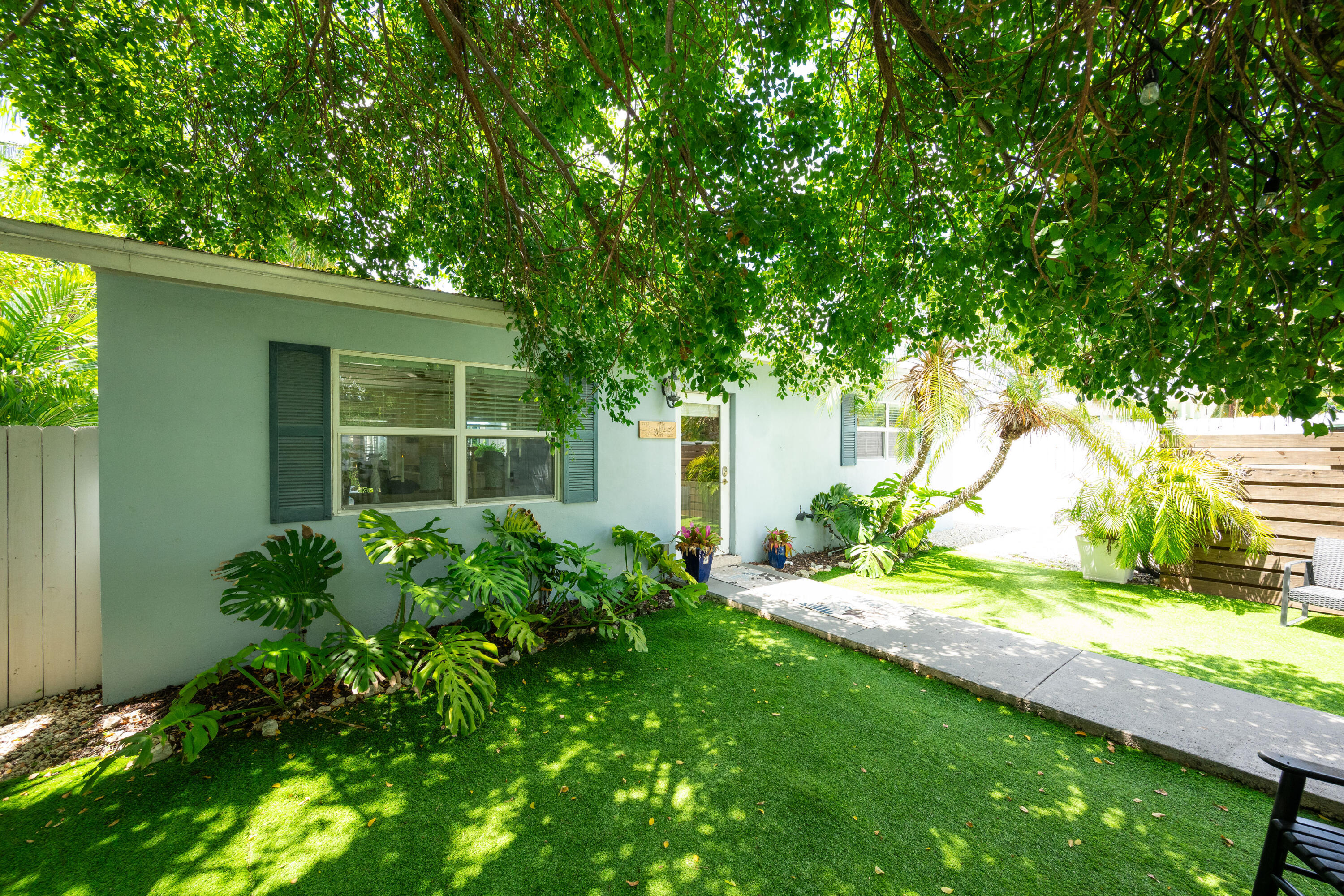 1523 Seminary Street Key West, FL 33040 - Photo 3 of 38 NDP_7374