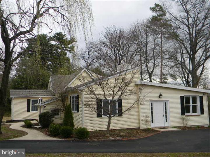 1 Broadale Road Doylestown, PA 18901 - Photo 2 of 9 Exterior Side