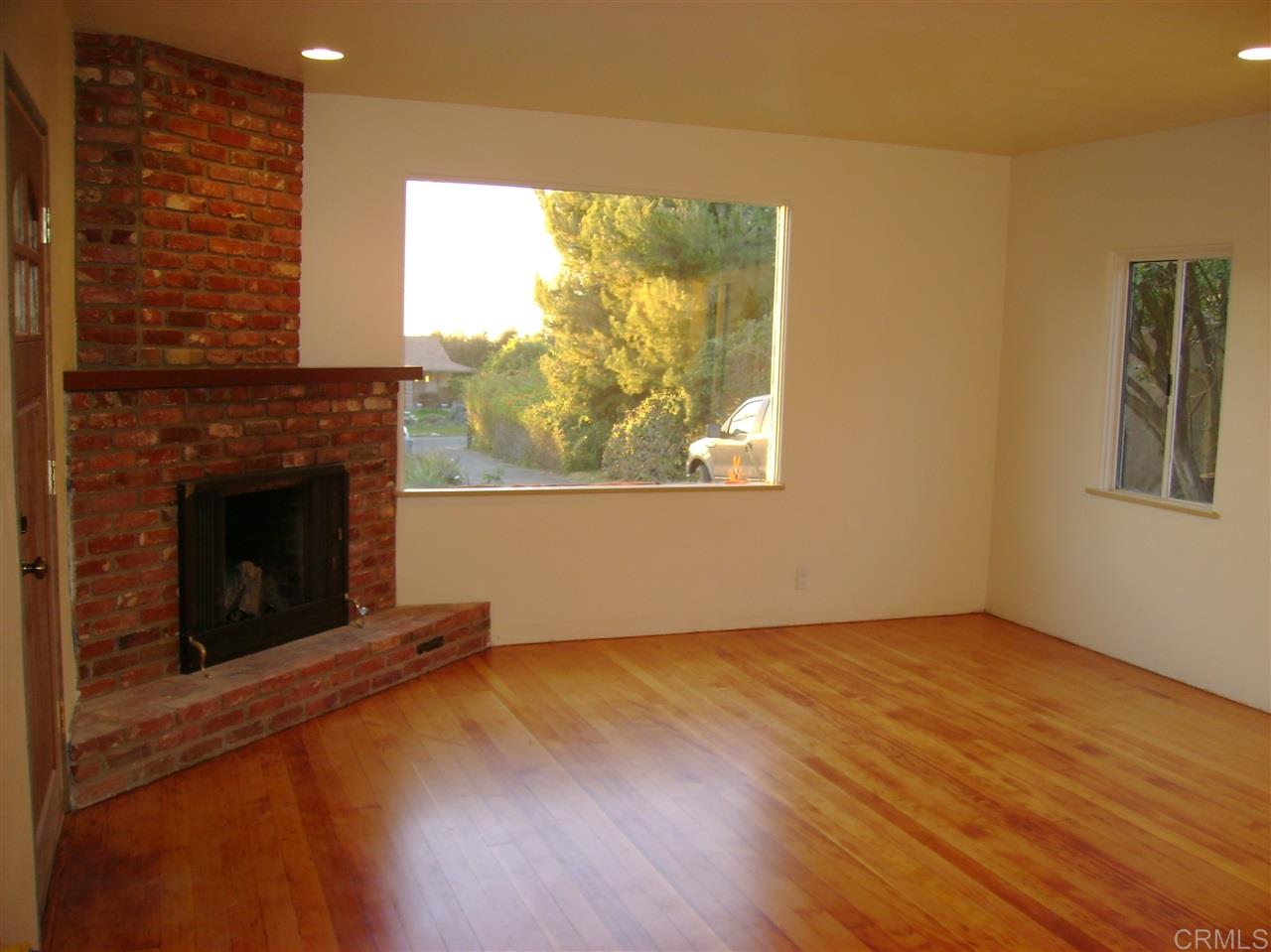 973 Saxony Road Encinitas, CA 92024 - Photo 6 of 11