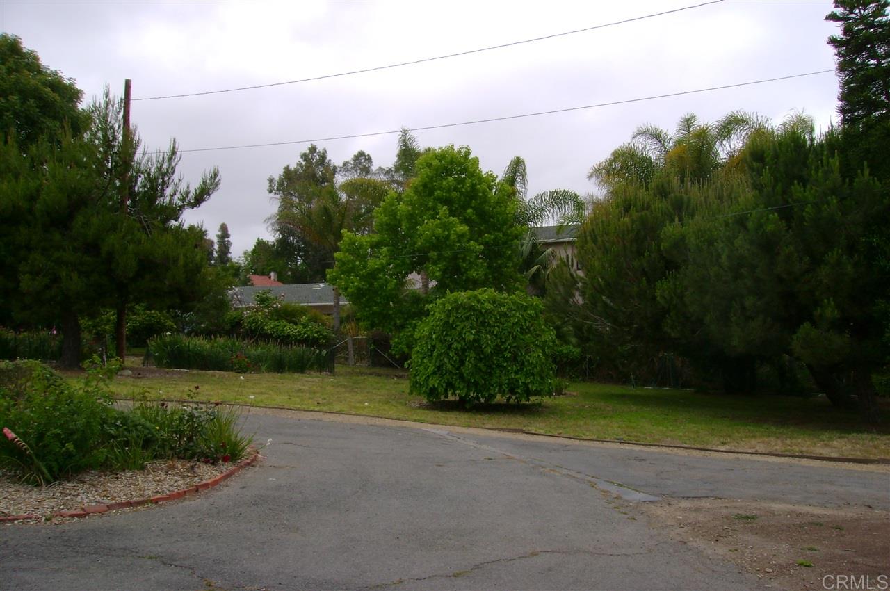 973 Saxony Road Encinitas, CA 92024 - Photo 8 of 11