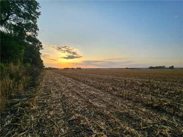 $4,992,960 | Eureka Drive, Manhattan, KS 66503