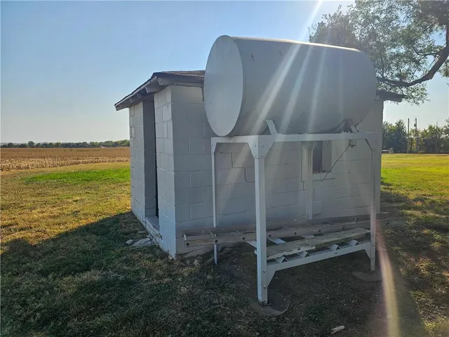 $4,992,960 | Eureka Drive, Manhattan, KS 66503