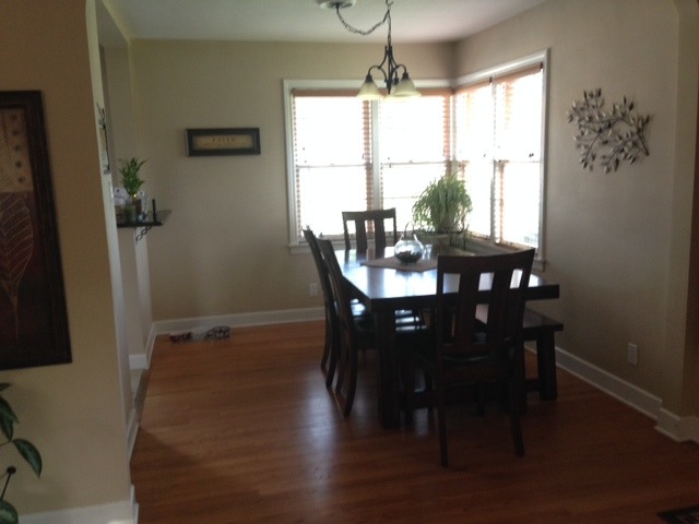 4247 147th Street Midlothian, IL 60445 - Photo 3 of 9