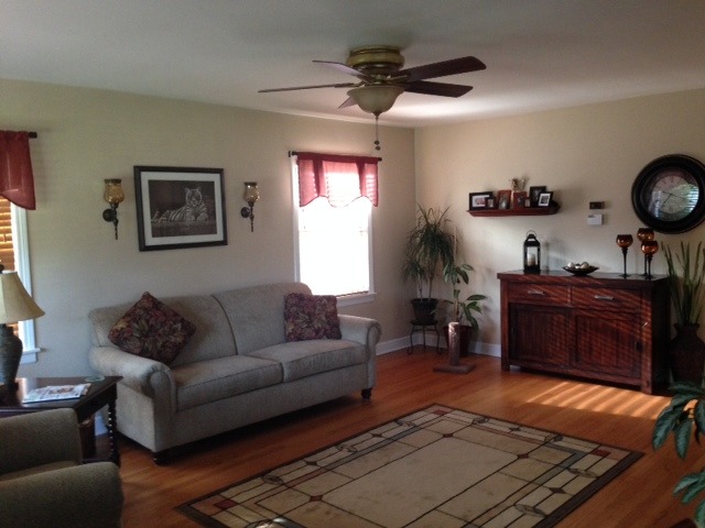 4247 147th Street Midlothian, IL 60445 - Photo 4 of 9