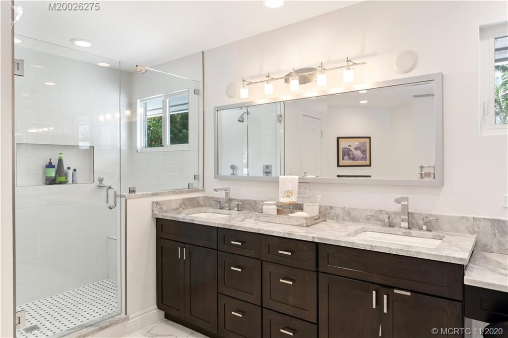1350 Southwest Dyer Point Road Palm City, FL 34990 - Photo 19 of 26 Gallery Image 19
