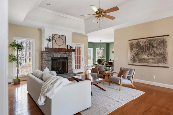 $574,900 | 315 Froedge Drive, Lafayette, TN 37083