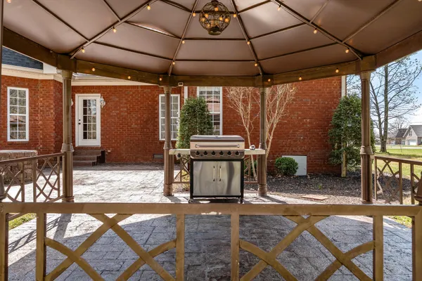 $574,900 | 315 Froedge Drive, Lafayette, TN 37083