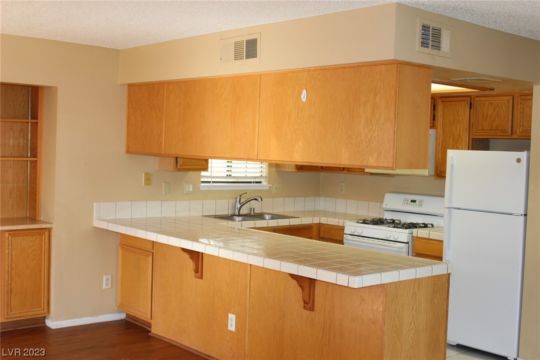 101 Luna Way, Unit 237 Las Vegas, NV 89145 - Photo 13 of 23