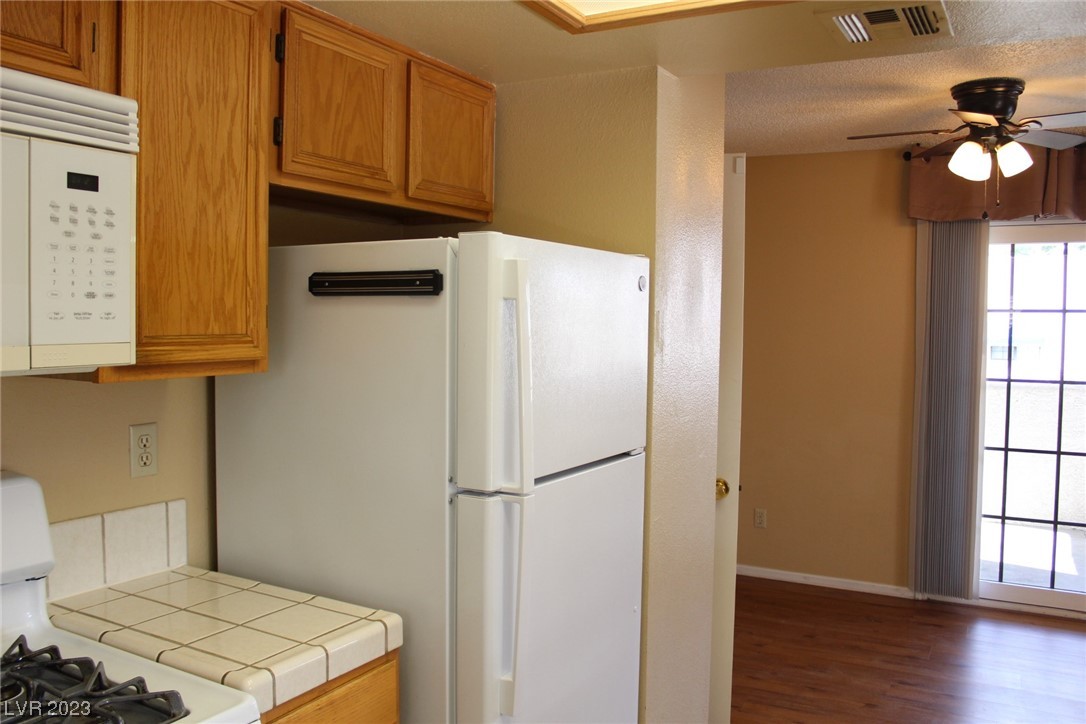 101 Luna Way, Unit 237 Las Vegas, NV 89145 - Photo 18 of 23