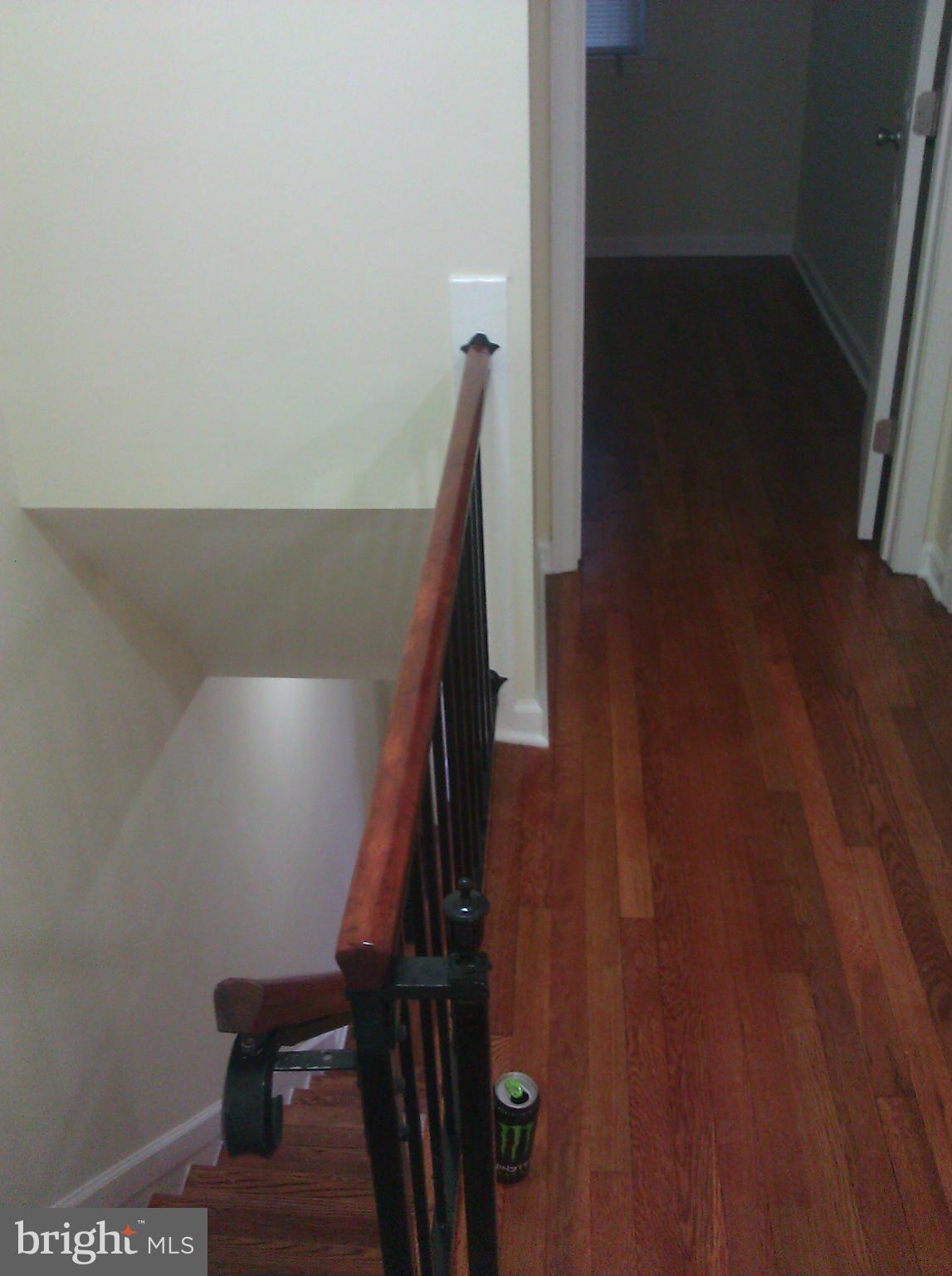 148 West Edgevale Road Baltimore, MD 21225 - Photo 5 of 12 a view of entryway