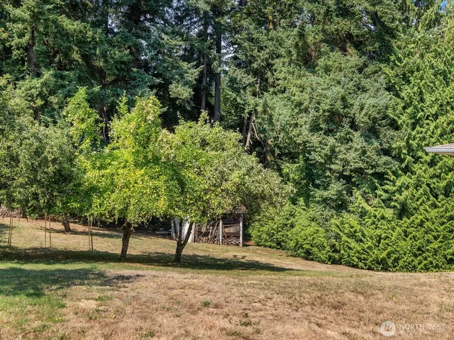 $900,000 | 15031 78th Avenue Northeast, Kenmore, WA 98028