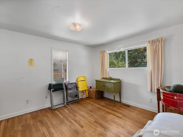 $900,000 | 15031 78th Avenue Northeast, Kenmore, WA 98028