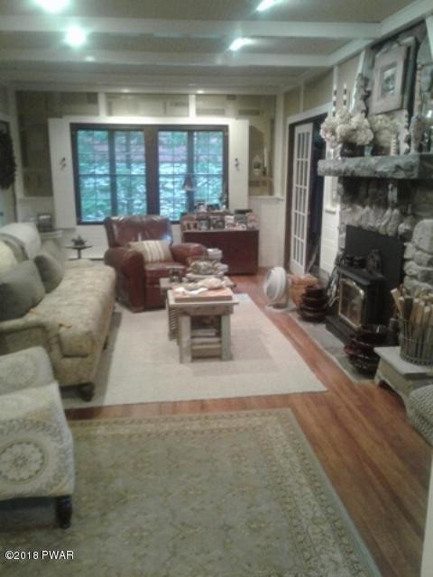 129 South Fairview Road Tafton, PA 18464 - Photo 25 of 96 LIVING ROOM (3)