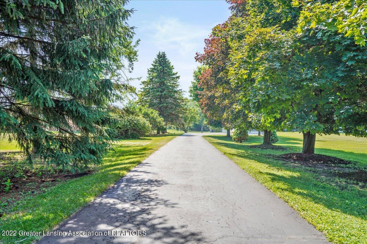 600 South Eifert Road Mason, MI 48854 - Photo 3 of 64 03-A7R06705