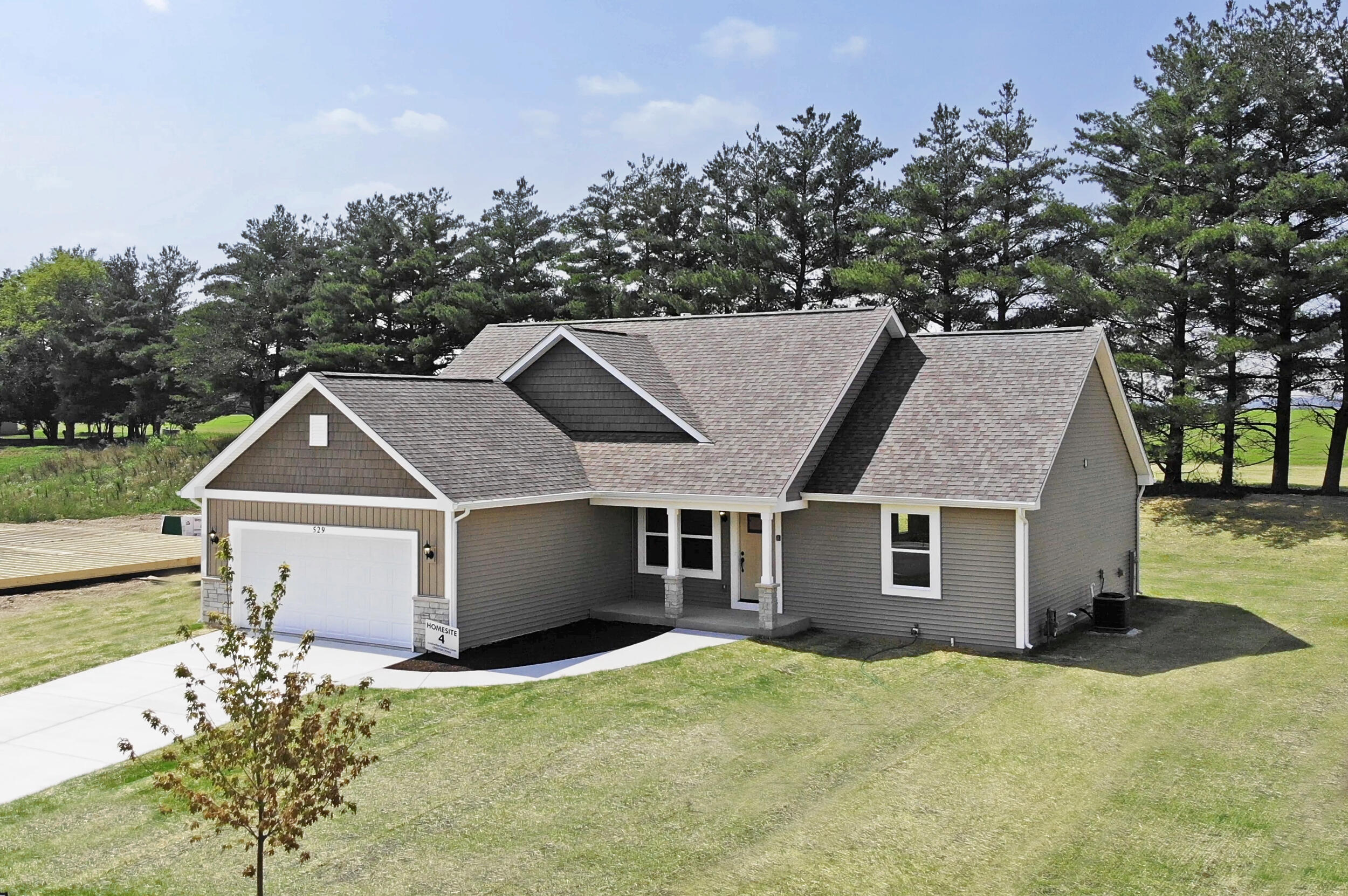 220 Linden Lane Delavan, WI 53115 - Photo 1 of 11 Aspen Home Example