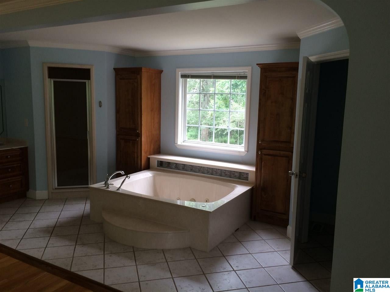 4405 South Shades Crest Road Bessemer, AL 35022 - Photo 8 of 9