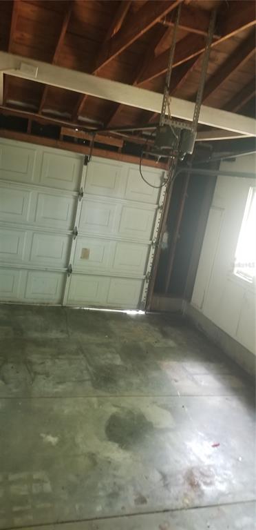 917 East 4th Avenue Mount Dora, FL 32757 - Photo 9 of 9 a view of a garage