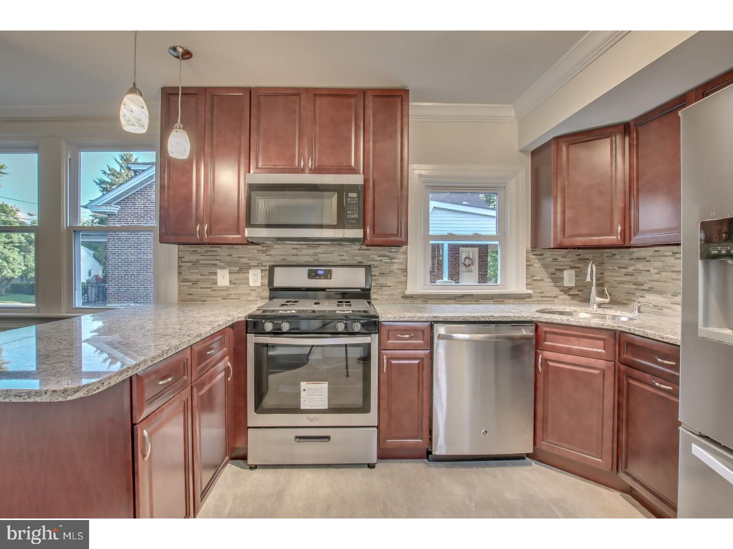 214 Barrett Road Willow Grove, PA 19090 - Photo 14 of 25 Gallery Image 14