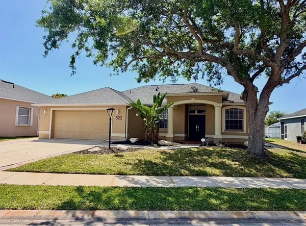 $2,975 | 522 Hunter Lane, Bradenton, FL 34212