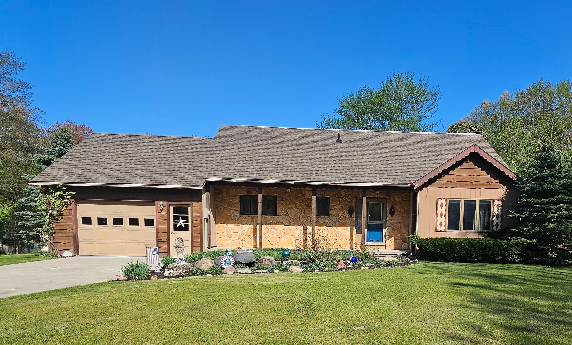 8764 Saunders Road Standish, MI 48658 - Photo 1 of 67