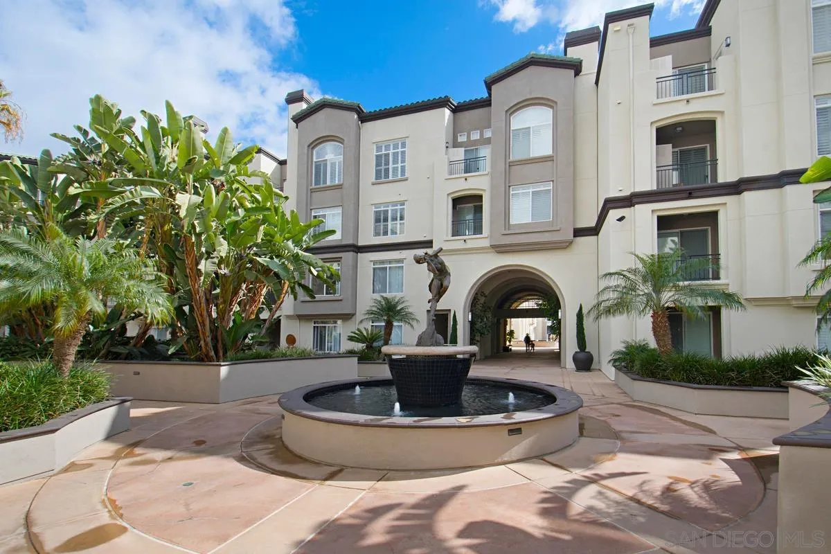9263 Regents Road, Unit B108 La Jolla, CA 92037 - Photo 47 of 48