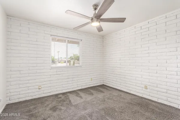 $709,000 | 11621 North 39th Street, Phoenix, AZ 85028
