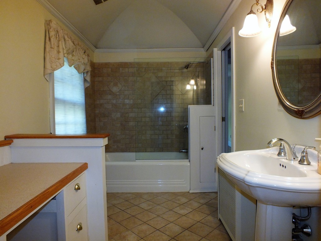 19 Forest Glen Road Longmeadow, MA 01106 - Photo 17 of 23 Gallery Image 17