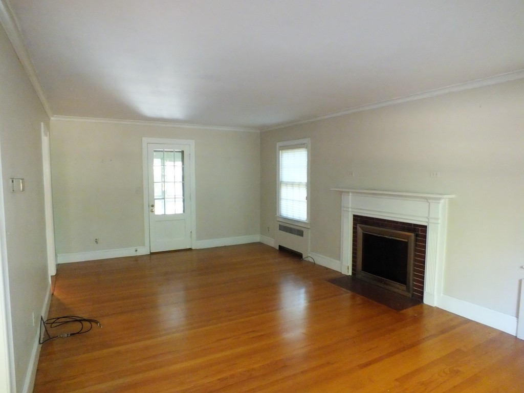 19 Forest Glen Road Longmeadow, MA 01106 - Photo 2 of 23 Gallery Image 2
