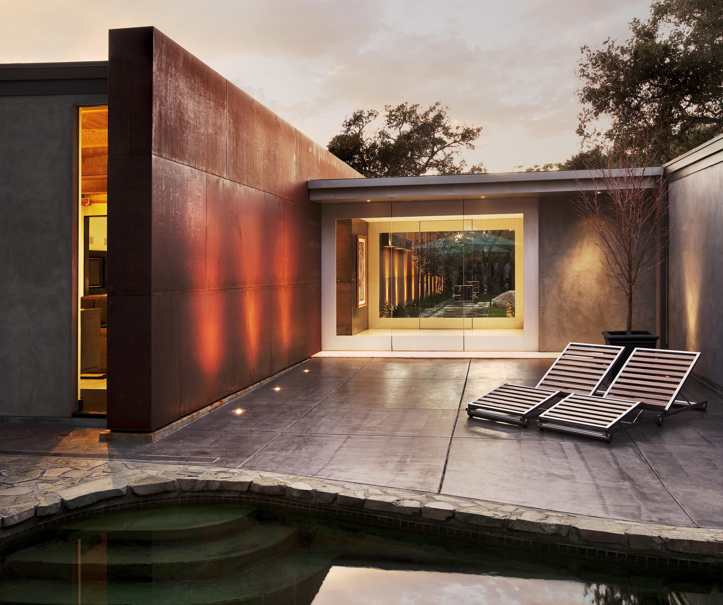 616 Hot Springs Road Santa Barbara, CA 93108 - Photo 9 of 26 a view of a living room