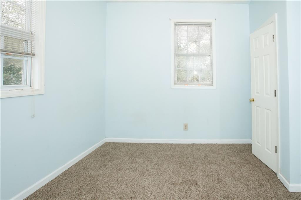 3831 Fairmont Avenue Macon, GA 31204 - Photo 22 of 29 an empty room with a window