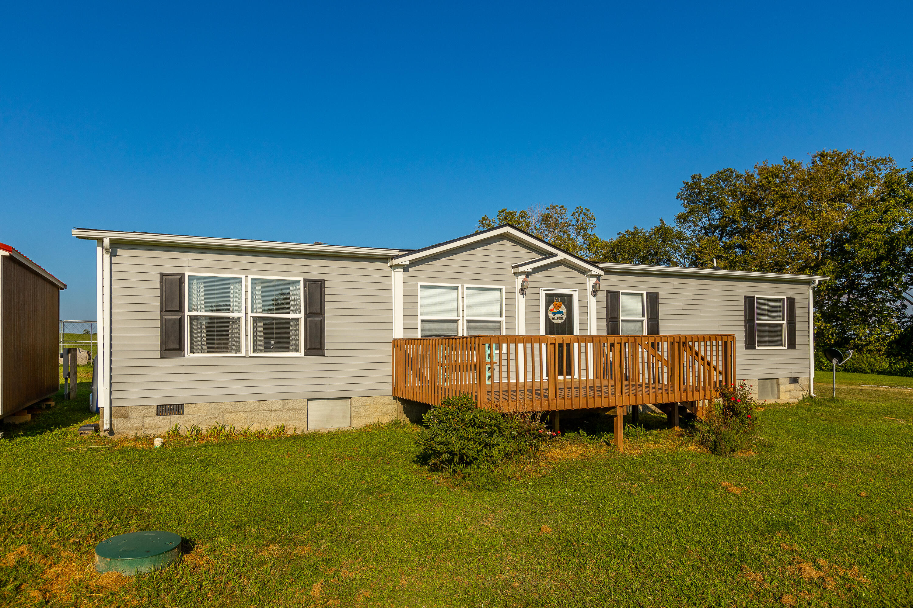 1195 Graves Road Stamping Ground, KY 40379 - Photo 2 of 34 A-4