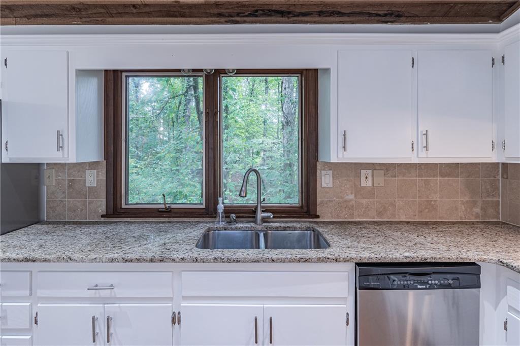 4022 Wesley Chapel Road Marietta, GA 30062 - Photo 21 of 51