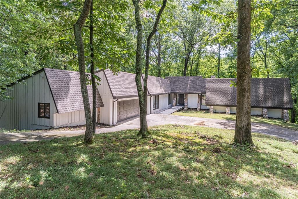 4022 Wesley Chapel Road Marietta, GA 30062 - Photo 7 of 51