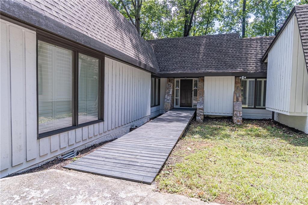 4022 Wesley Chapel Road Marietta, GA 30062 - Photo 9 of 51