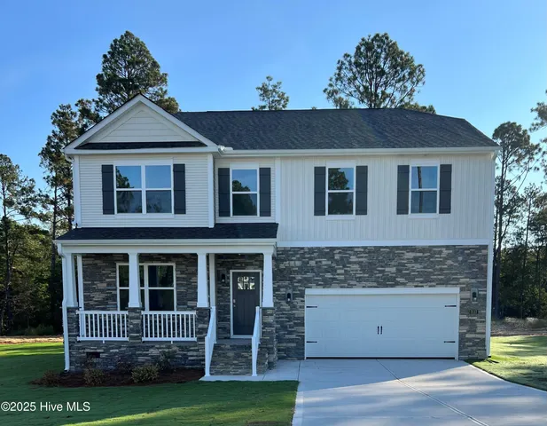 $434,900 | 3117 Platinum Circle, West End, NC 27376
