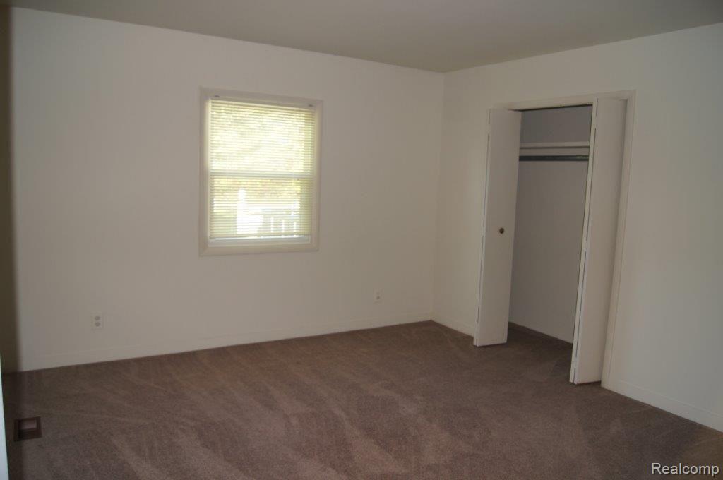 3879 Lippincott Road Lapeer, MI 48446 - Photo 11 of 22 3879 Lippincott 032.jpg