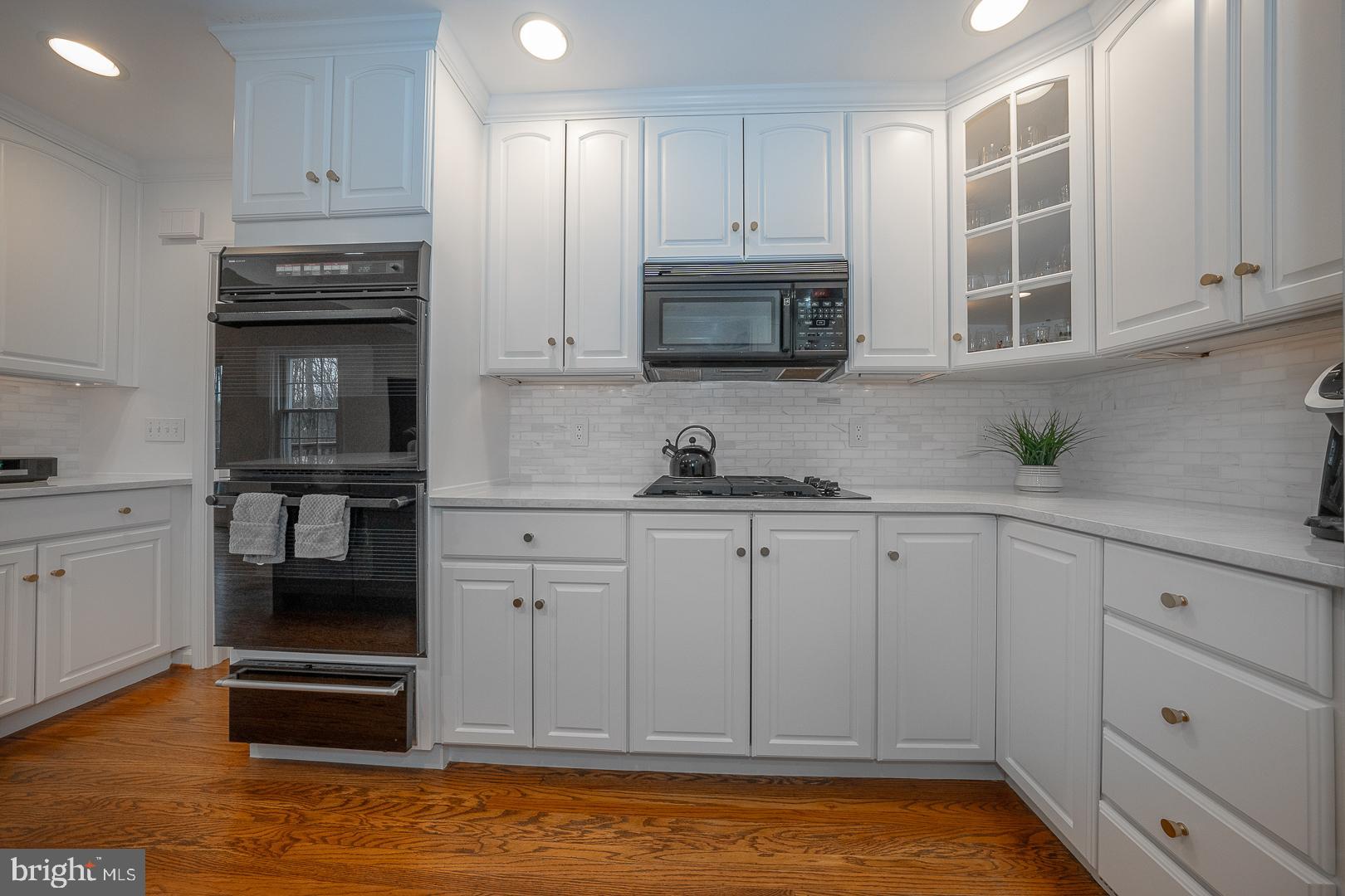 39 Highview Drive Wayne, PA 19087 - Photo 16 of 50 Kitchen