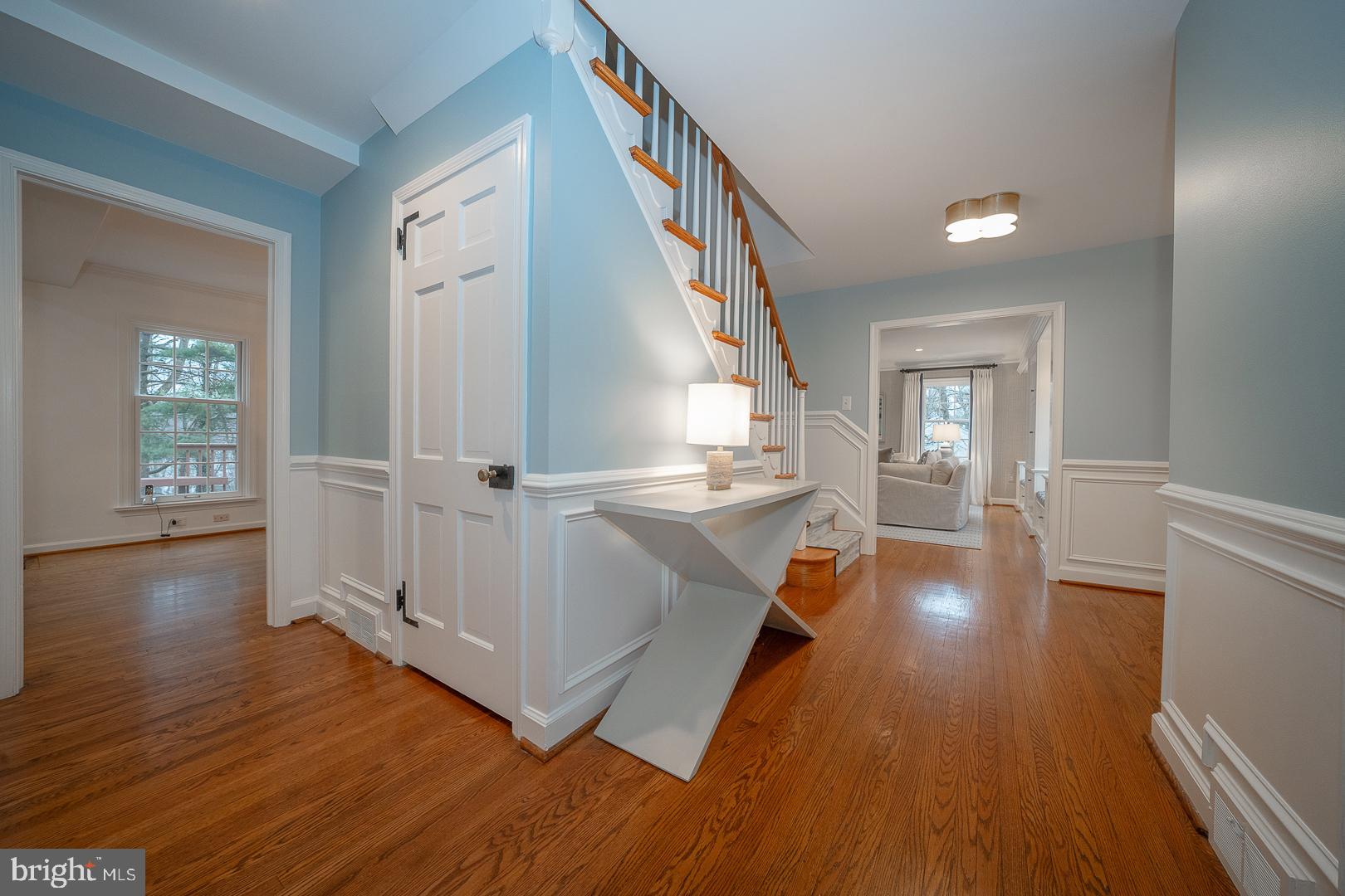 39 Highview Drive Wayne, PA 19087 - Photo 5 of 50 Foyer view to Breakfast Rm-left & Living Rm-right