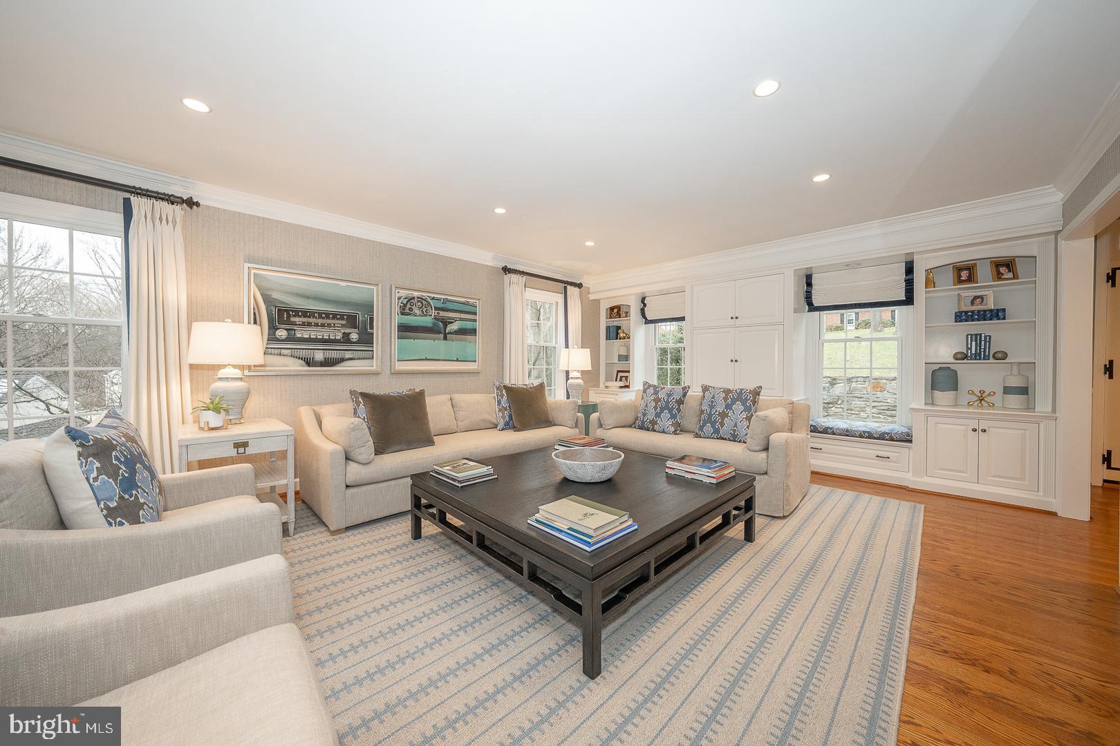 39 Highview Drive Wayne, PA 19087 - Photo 6 of 50 Living Room