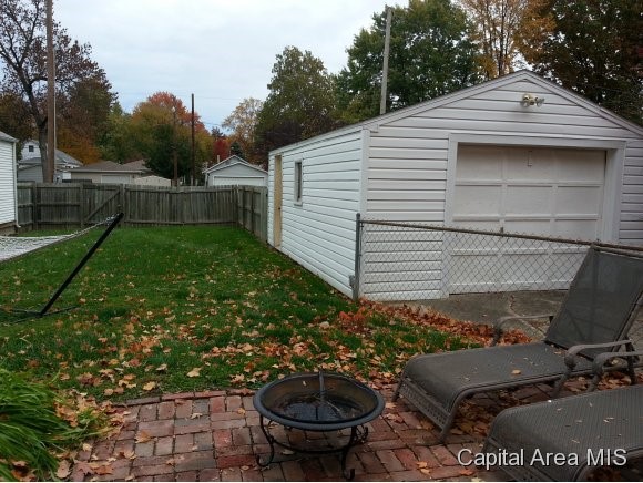 2132 South Walnut Street Springfield, IL 62704 - Photo 13 of 15