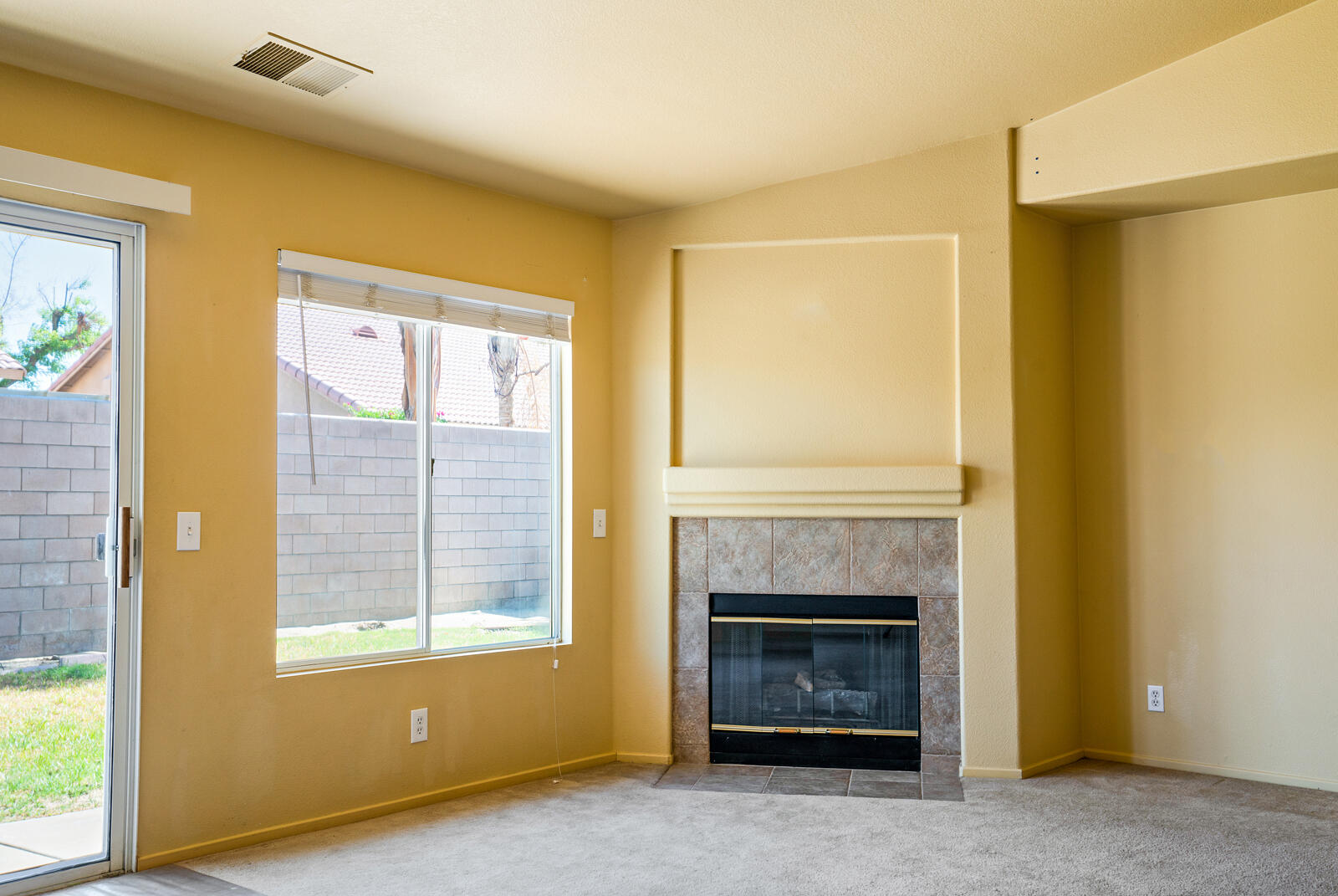 80672 Freedom Avenue Indio, CA 92201 - Photo 4 of 31 DSC02423