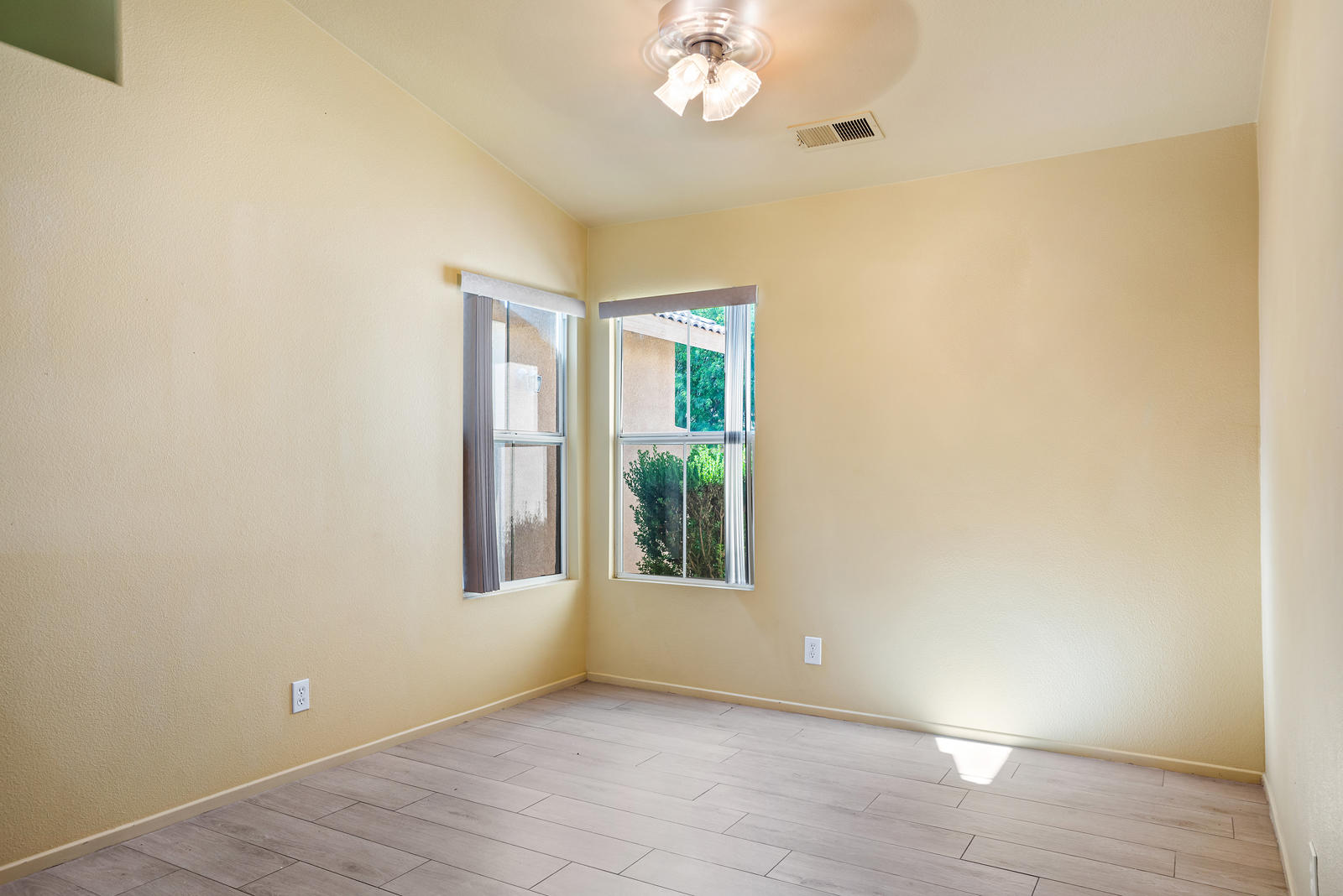 80672 Freedom Avenue Indio, CA 92201 - Photo 10 of 31 DSC02372