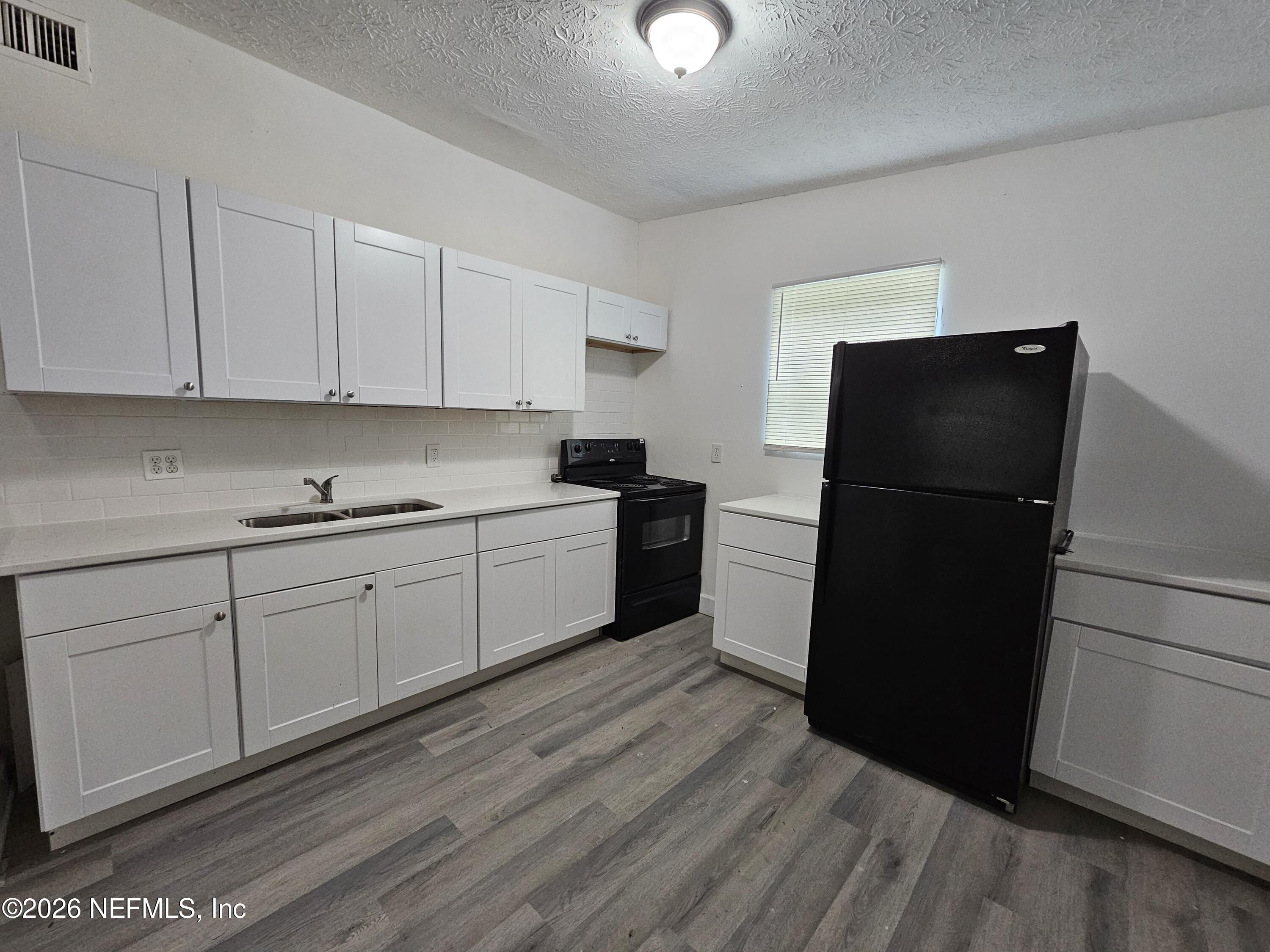 10228 Westmar Road Jacksonville, FL 32218 - Photo 4 of 10 20260701_134222