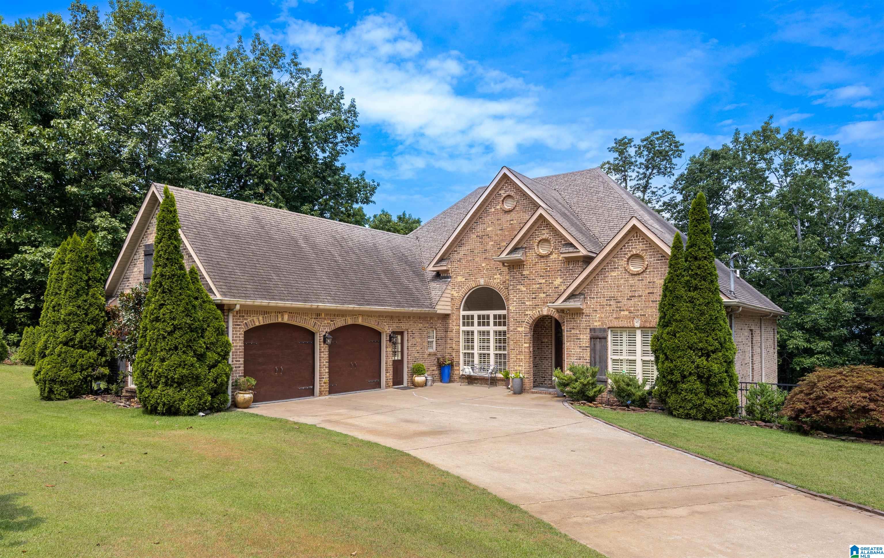 4194 South Shades Crest Road Birmingham, AL 35244 - Photo 1 of 38
